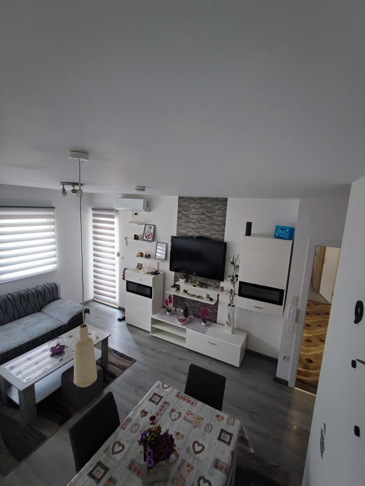 Stan Na Dan Apartman Krisfil Prnjavor Exterior foto